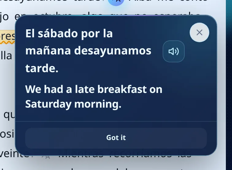 Sentence translation card open inside a Spanish article in MovaReader